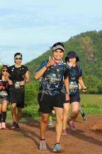 BIB: 0997, 0425
                            <button type="button" onclick="openModal(5110927)" class="btn btn-primary btn-sm float-right btn-popup" data-toggle="modal" data-target=".modal-high-quality">
                        <i class="fas fa-shopping-cart"></i> Add to Cart
                    </button>
                                            <button type="button" onclick="isThisMe(5110927, true)" class="btn btn-success btn-sm float-right btn-popup btn-isme hidden" data-toggle="tooltip" data-placement="bottom" title="นี่คือรูปของคุณใช่ไหม คลิกที่นี่เพื่อเอาเข้าอัลบั้ม">
                        <i class="fas fa-plus"></i> Add to album
                    </button>
                    <button type="button" onclick="isThisMe(5110927, false)" class="btn btn-warning btn-sm float-right btn-popup btn-isnotme hidden">
                        <i class="fas fa-ban"></i> Remove from album
                    </button>